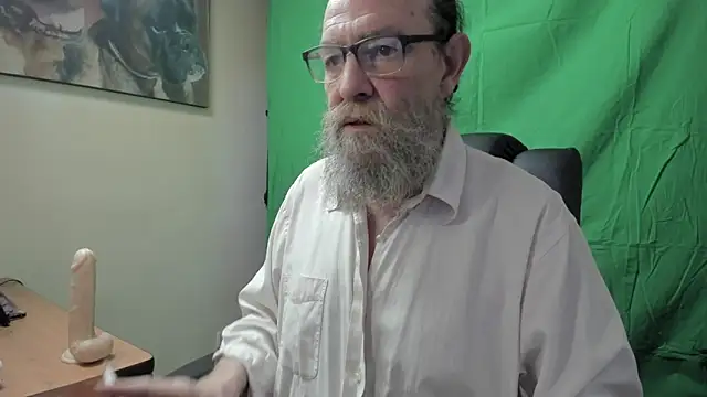 Snapshot of Uncle_Hottie chatting on March 11, 2026, 4:34 pm Uncle Hottie online show from March 11, 2026, 4:34 pm