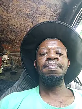 Negaomalinha1 online show from February 20, 2026, 1:35 pm