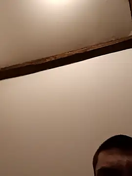 Anuslarge online show from January 13, 2026, 4:33 pm