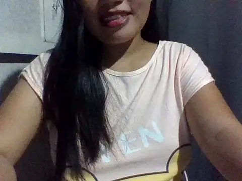 Snapshot of sweetprinces08 chatting on February 28, 2026, 11:21 am sweetprinces08 online show from February 28, 2026, 11:21 am