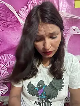 Snapshot of Priyaa_1433 chatting on August 2, 2026, 7:44 pm Priyaa 1433 online show from August 2, 2026, 7:44 pm