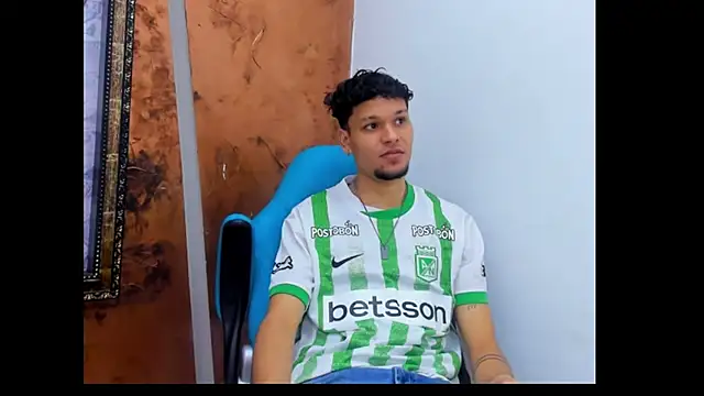 Lucas hot 20 online show from March 6, 2026, 6:19 am