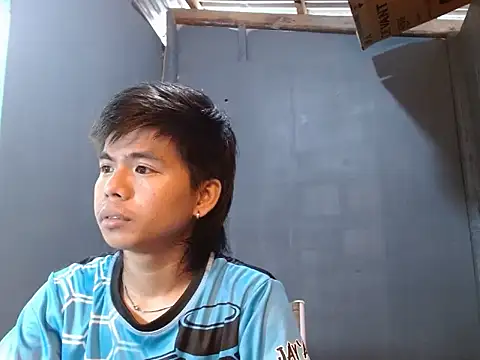 Snapshot of pinoymonstercock_xx chatting on May 2, 2026, 8:52 am pinoymonstercock xx online show from May 2, 2026, 8:52 am
