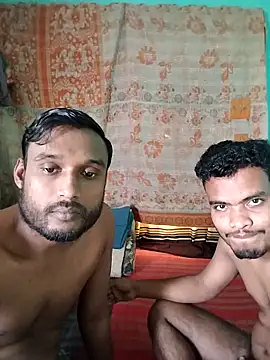 Snapshot of soft_couple778 chatting on February 5, 2026, 9:27 am soft couple778 online show from February 5, 2026, 9:27 am