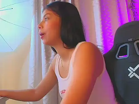 Susancutte online show from February 14, 2026, 3:07 am