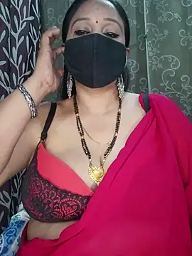 Hot-BHABHI696 online show from April 12, 2026, 9:01 am