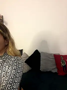 Felicity Hops online show from January 15, 2026, 10:35 pm