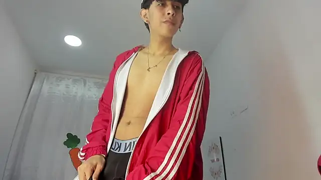 julian xx online show from April 21, 2026, 7:09 pm