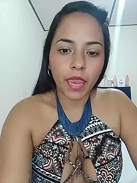 Snapshot of Maliha_21 chatting on July 16, 2026, 1:35 am Maliha 21 online show from July 16, 2026, 1:35 am