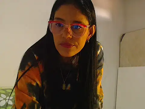 Snapshot of Elizabeth_manzon chatting on May 27, 2026, 5:53 pm Elizabeth manzon online show from May 27, 2026, 5:53 pm