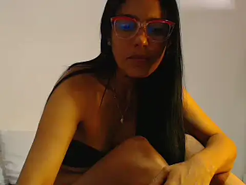 Snapshot of Elizabeth_manzon chatting on May 24, 2026, 2:17 pm Elizabeth manzon online show from May 24, 2026, 2:17 pm