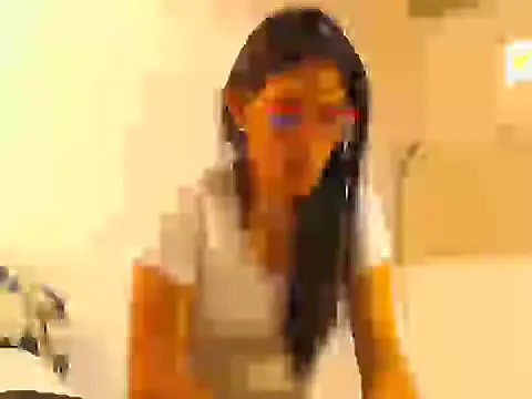 Snapshot of Elizabeth_manzon chatting on May 20, 2026, 10:29 pm Elizabeth manzon online show from May 20, 2026, 10:29 pm