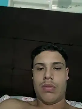 Wellington00  online show from February 19, 2026, 12:07 am