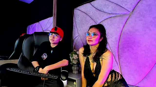 velvet mystic online show from April 24, 2026, 2:13 am