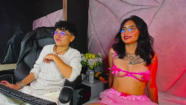 velvet mystic online show from April 29, 2026, 2:27 am
