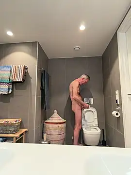 Pierre4tjyxx online show from April 20, 2026, 4:26 am