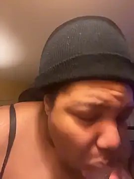 MistressKitan online show from April 22, 2026, 9:49 am