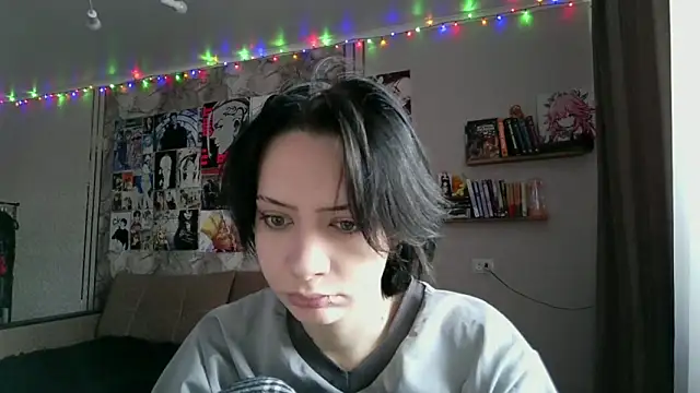 LxayBloom online show from January 18, 2026, 6:06 am