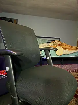 saadbutt13 online show from March 10, 2026, 12:47 am