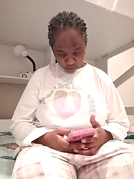 Snapshot of princess-boobz chatting on July 11, 2026, 7:36 pm princess-boobz online show from July 11, 2026, 7:36 pm
