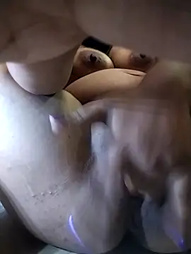 Snapshot of mileez_secret chatting on March 1, 2026, 8:20 pm mileez secret online show from March 1, 2026, 8:20 pm