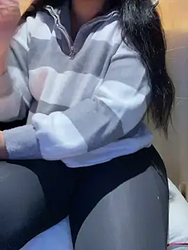 Lina Velvet  online show from January 15, 2026, 2:20 pm