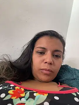 cinthia2011 online show from February 21, 2026, 5:04 pm