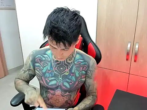 Chrissblack online show from February 14, 2026, 3:07 am