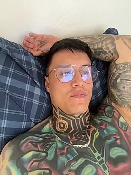 Chrissblack online show from March 30, 2026, 4:08 pm