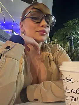 Ginevrafedez online show from February 12, 2026, 2:11 am