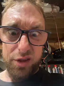 Snapshot of WIDBIGWHITECOCK chatting on May 30, 2026, 4:52 am WIDBIGWHITECOCK online show from May 30, 2026, 4:52 am