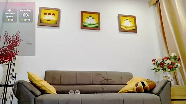 Fiona y online show from March 19, 2026, 9:53 am