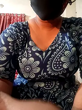 Taisha Islam online show from April 2, 2026, 8:04 pm