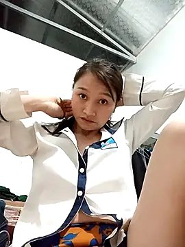 yumyum112 online show from March 3, 2026, 1:51 pm