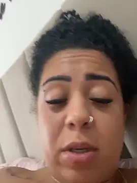 Cachinhossfd online show from February 16, 2026, 5:22 pm