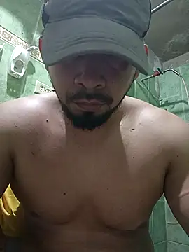 paladito01 online show from February 15, 2026, 6:47 am