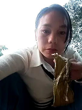 vanvan005 online show from March 19, 2026, 11:10 am