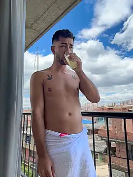 liam bronw online show from February 20, 2026, 4:53 pm