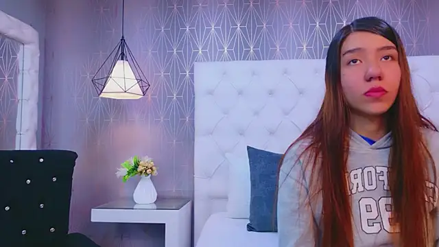 Snapshot of VioletFroost chatting on February 11, 2026, 7:25 pm VioletFroost online show from February 11, 2026, 7:25 pm