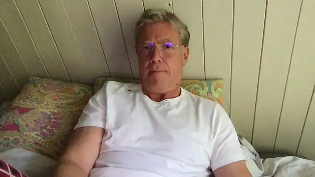 Snapshot of abibull chatting on June 22, 2026, 1:41 pm abibull online show from June 22, 2026, 1:41 pm