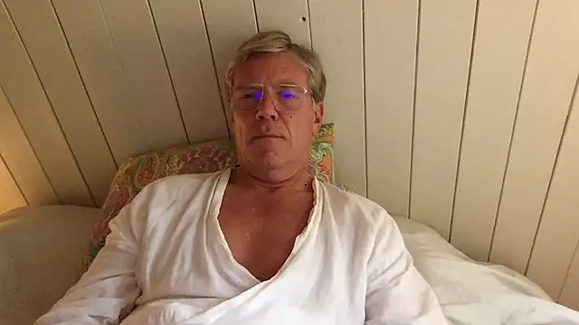 Snapshot of abibull chatting on July 22, 2026, 12:40 pm abibull online show from July 22, 2026, 12:40 pm