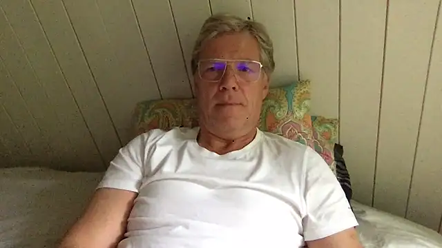 Snapshot of abibull chatting on July 5, 2026, 8:54 am abibull online show from July 5, 2026, 8:54 am