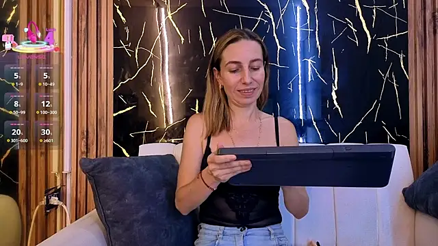 Snapshot of Starlight_Mature_aws chatting on July 19, 2026, 6:59 pm Starlight Mature aws online show from July 19, 2026, 6:59 pm