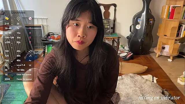 Snapshot of chiloschista chatting on January 6, 2026, 8:24 pm chiloschista online show from January 6, 2026, 8:24 pm