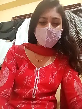 queenneha69 online show from May 3, 2026, 4:32 pm