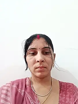 Hot ree85 online show from April 21, 2026, 11:17 am