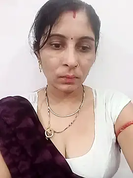 Hot ree85 online show from March 29, 2026, 7:43 am