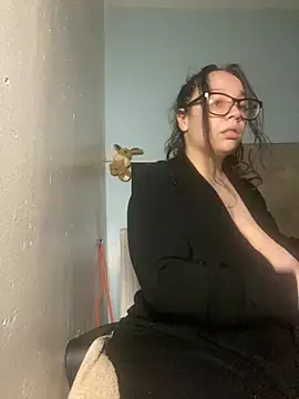 Snapshot of bellakay19 chatting on February 1, 2026, 7:23 pm bellakay19 online show from February 1, 2026, 7:23 pm