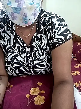 Snapshot of Ammu14399 chatting on April 19, 2026, 7:53 am Ammu14399 online show from April 19, 2026, 7:53 am