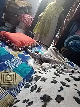 coupleshow-143 online show from March 5, 2026, 4:31 am